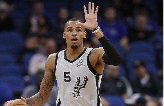 尤其是在中 尤其是在中